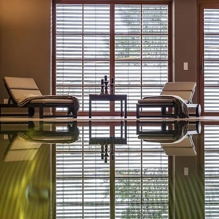 Apartment Entire Chalet With Pool, Sauna And Elevator *